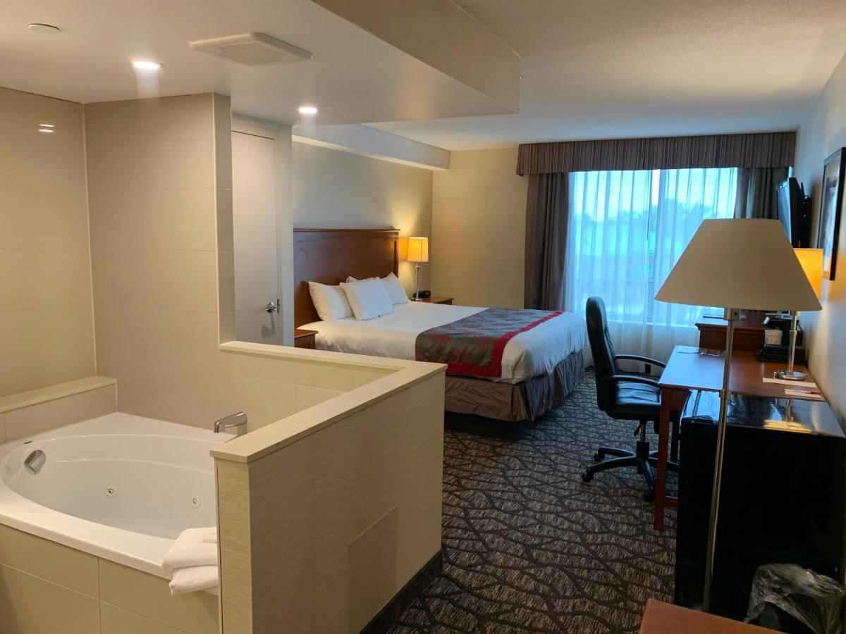 Ramada By Wyndham Niagara Falls By The River Ngoại thất bức ảnh