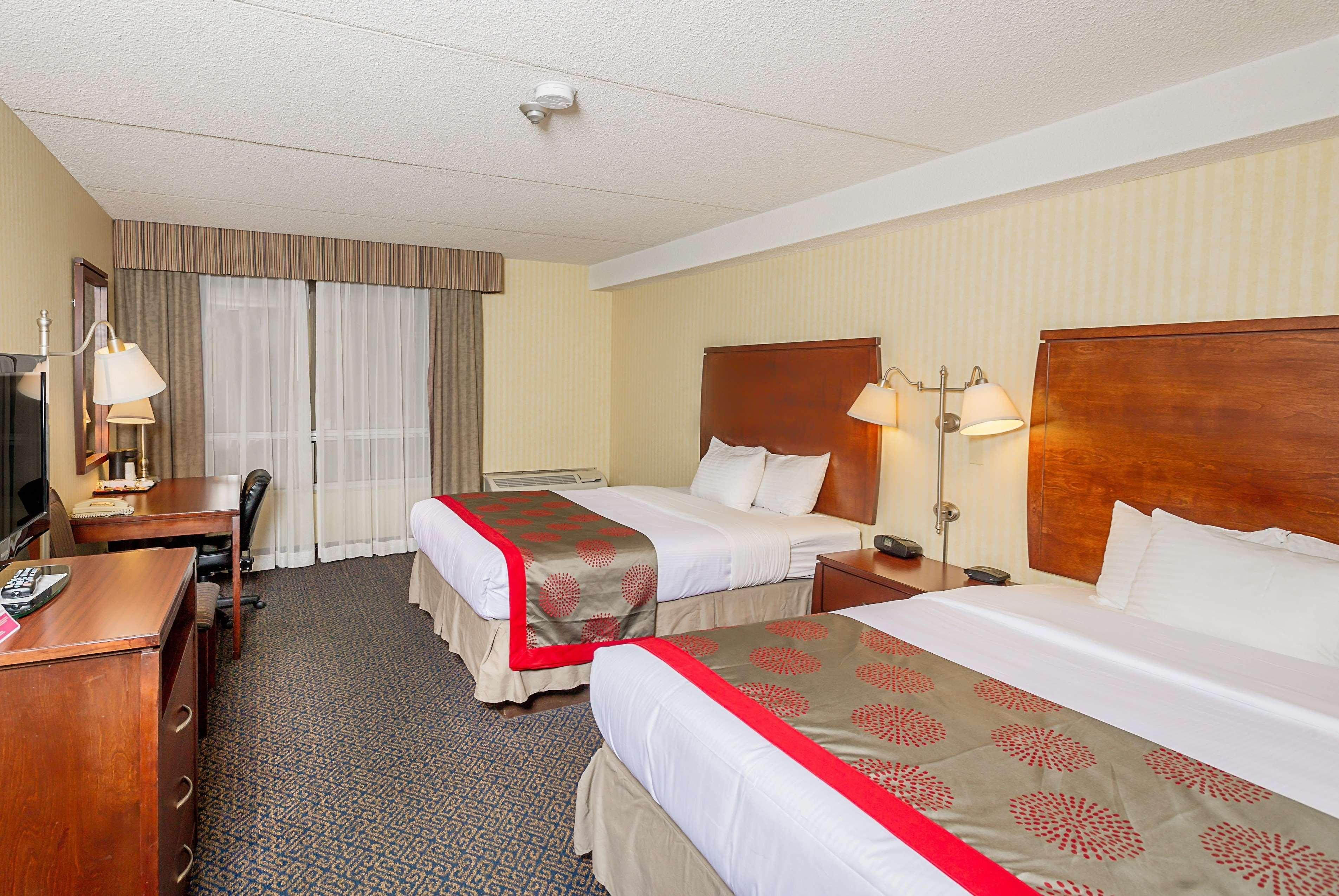 Ramada By Wyndham Niagara Falls By The River Ngoại thất bức ảnh