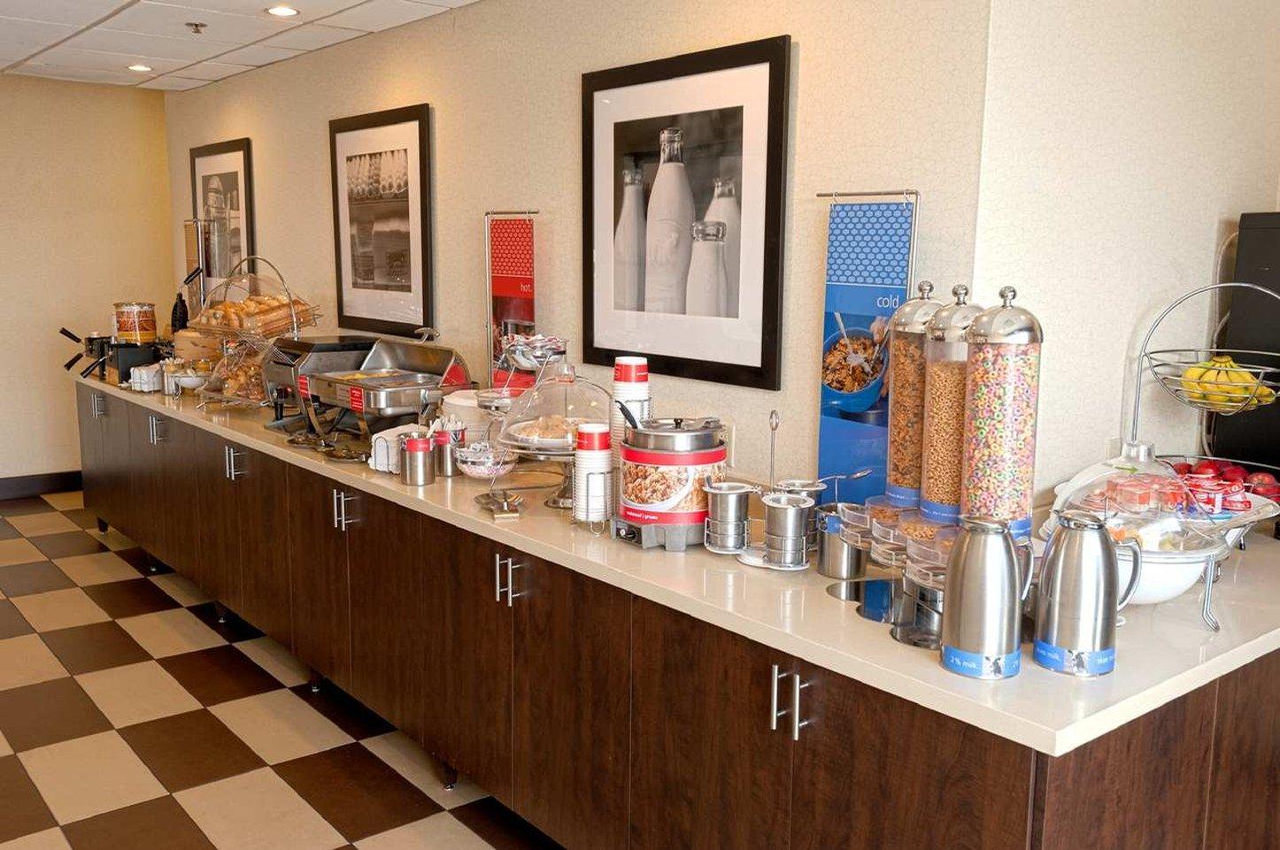 Ramada By Wyndham Niagara Falls By The River Ngoại thất bức ảnh