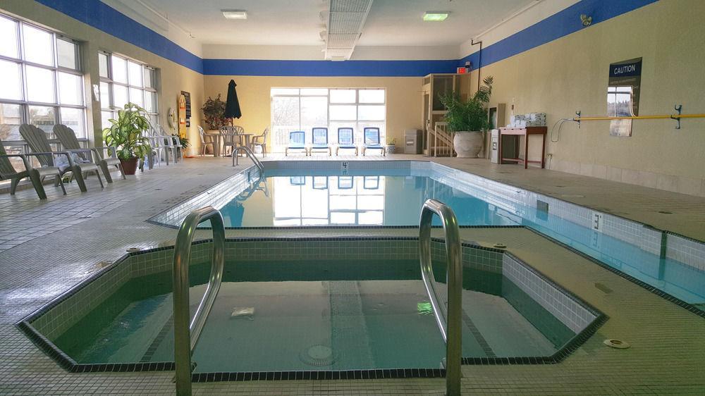 Ramada By Wyndham Niagara Falls By The River Ngoại thất bức ảnh