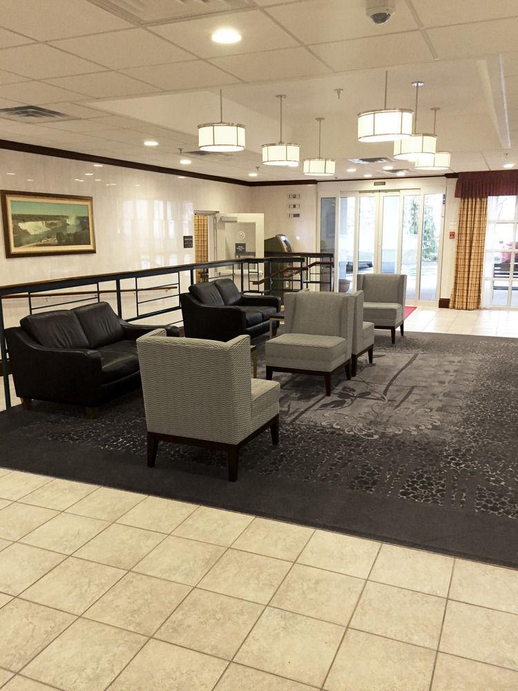 Ramada By Wyndham Niagara Falls By The River Ngoại thất bức ảnh